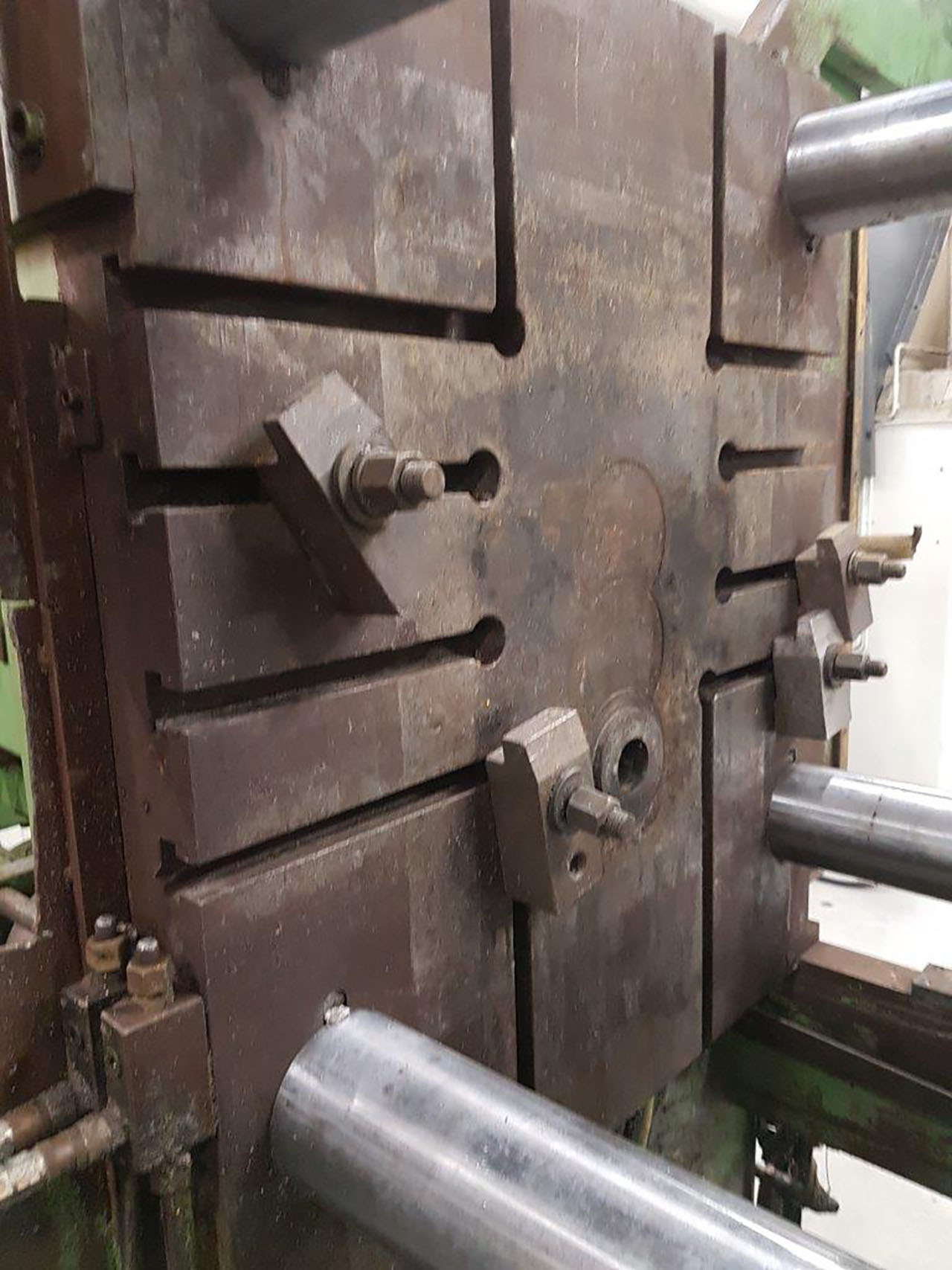 idra_ol_320_cold_chamber_die_casting_machine_kk1416_p7 IDRA OL 320 maszyna odlewnicza zimnokomorowa KK1416, używana