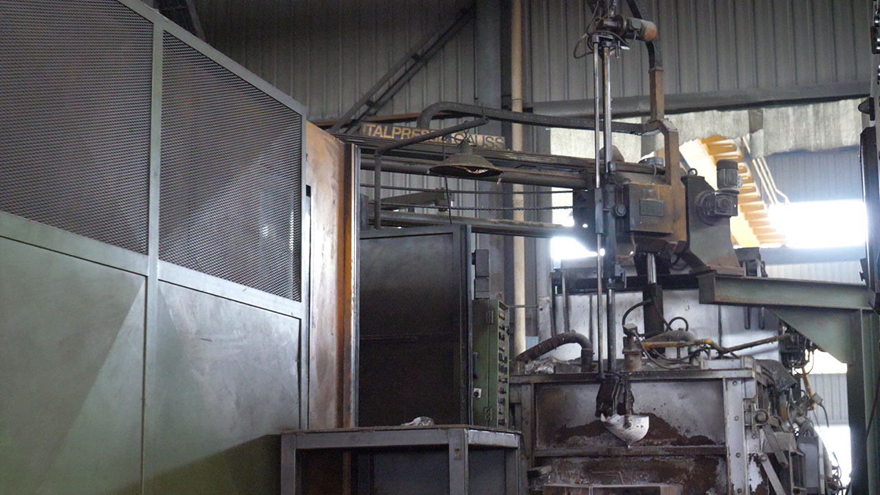 italpresse_ip_1350_sc_die_casting_machine_kk1442_p60 Italpresse IP 1350 SC maszyna odlewnicza z zimną komorą KK1442, używana