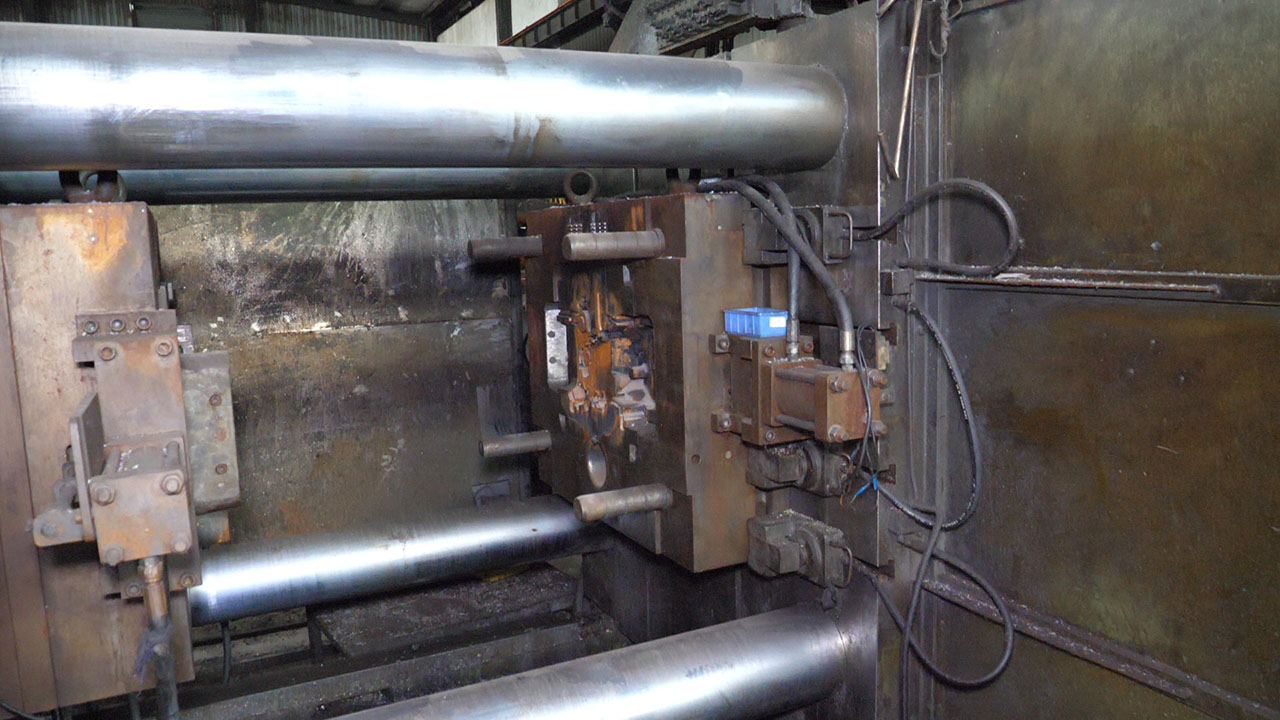 italpresse_ip_1350_sc_die_casting_machine_kk1442_p9SatOGYWsF4CJi Italpresse IP 1350 SC maszyna odlewnicza z zimną komorą KK1442, używana
