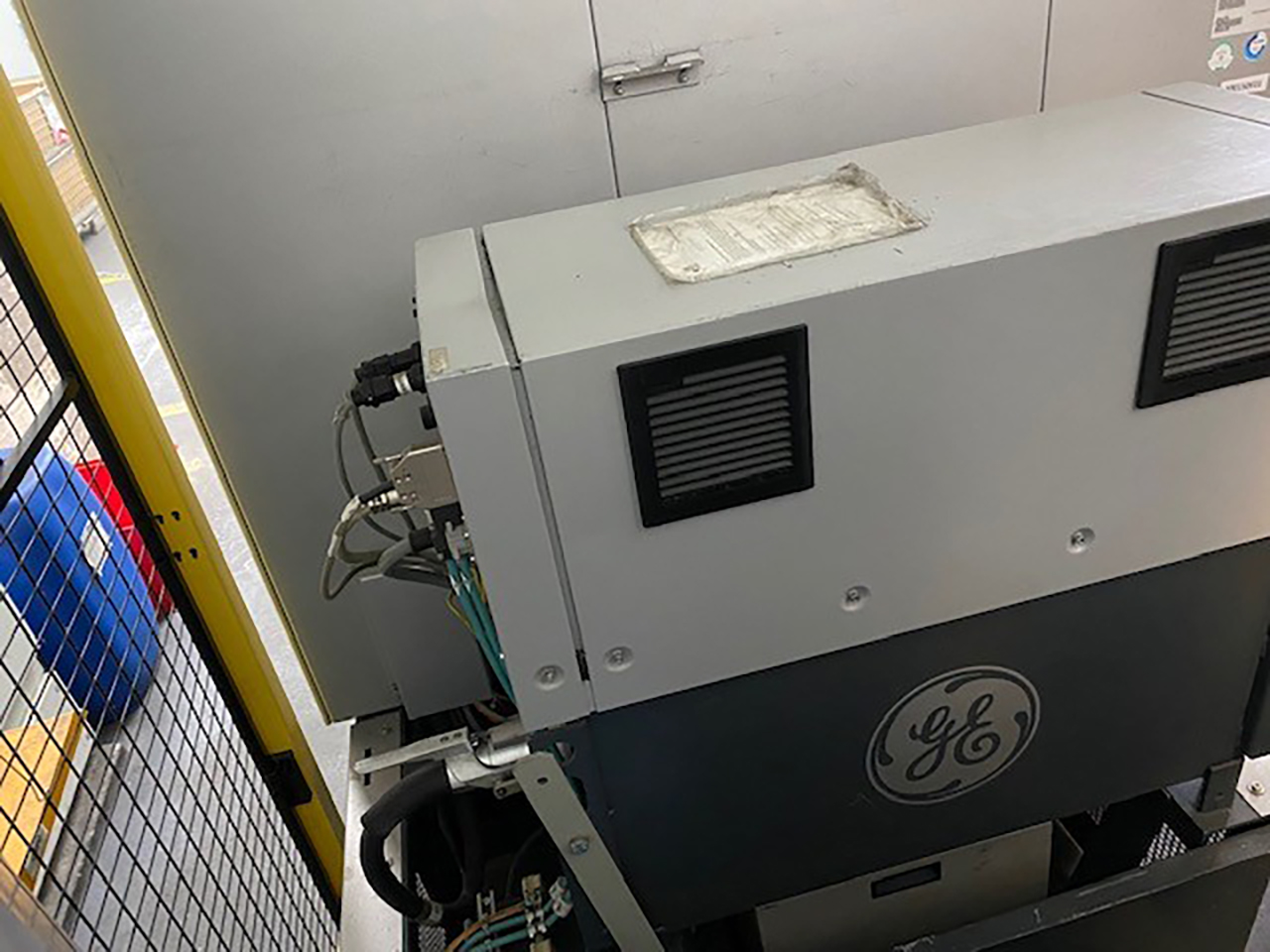 Kompaktowy system rentgenowski Seifert X Cube ZU2214, używany Kompaktowy system rentgenowski Seifert X Cube ZU2214, używany