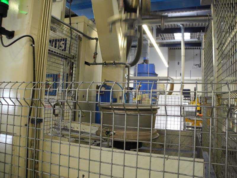 Maus centrum wiertniczo-tokarskie do felg aluminiowych linia 5, używane