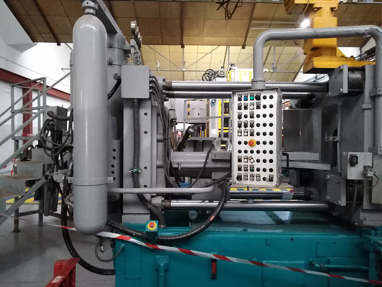 Idra-OL-560-PRP-cold-chamber-die-casting-machine-KK1601-p5 Idra OL 560 PRP maszyna odlewnicza zimnokomorowa KK1601, używana