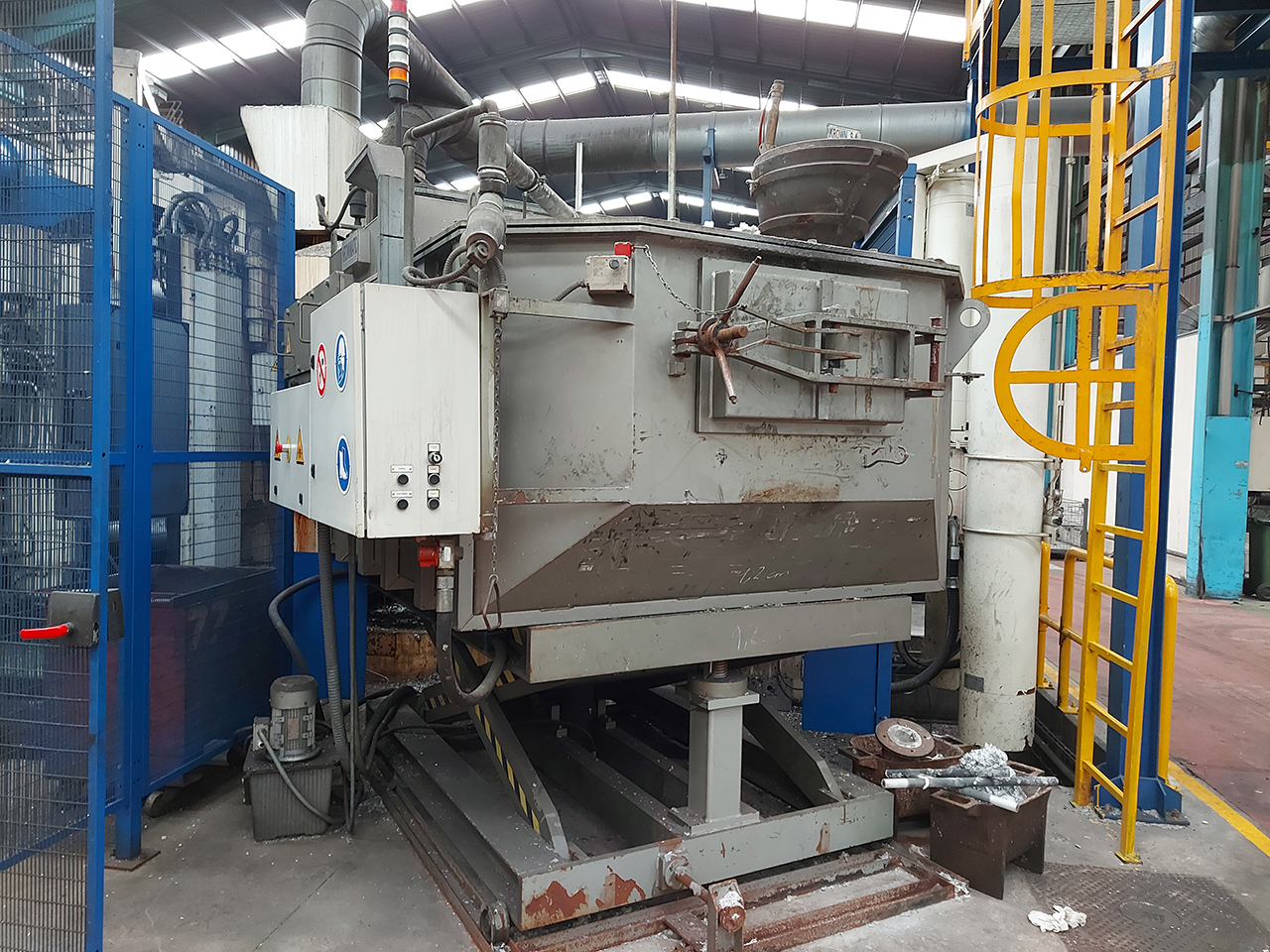 Idra-OL-1900-S-cold-chamber-die-casting-machine-KK1587-p13_ Zimnokomorowa maszyna odlewnicza Idra OL 1900 S KK1587, używana