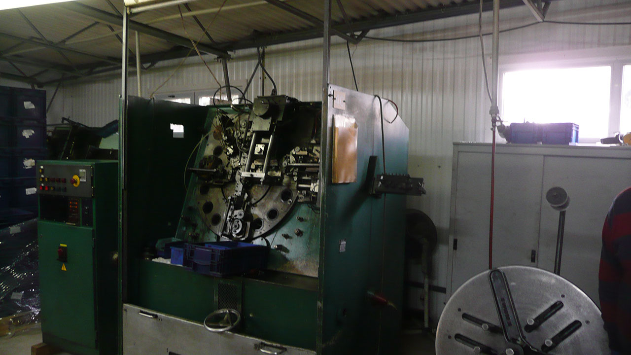 Bihler RM 35 maszyna do tłoczenia i formowania PR2477, używana