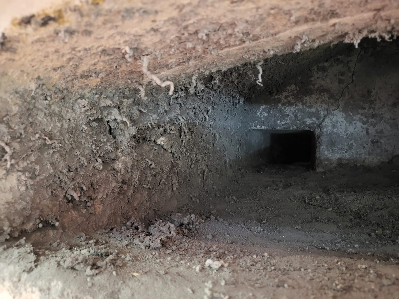 Piec do topienia i przetrzymywania STOTEK SMGS 0,5 - 1,5 O1842, używany Piec do topienia i przetrzymywania STOTEK SMGS 0,5 - 1,5 O1842, używany