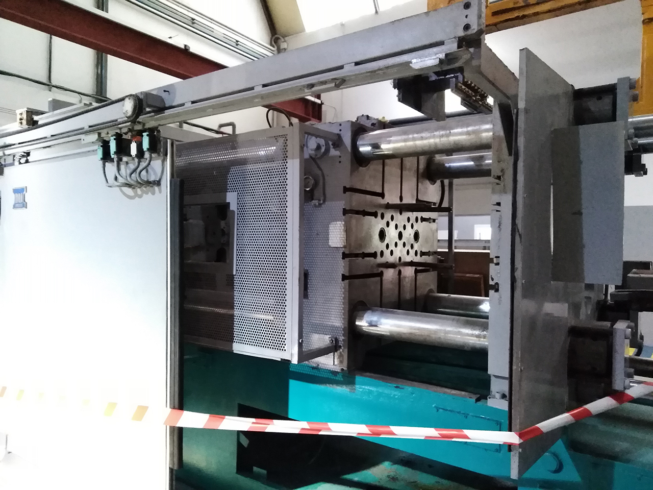Idra-OL-560-PRP-cold-chamber-die-casting-machine-KK1601-p3 Idra OL 560 PRP maszyna odlewnicza zimnokomorowa KK1601, używana