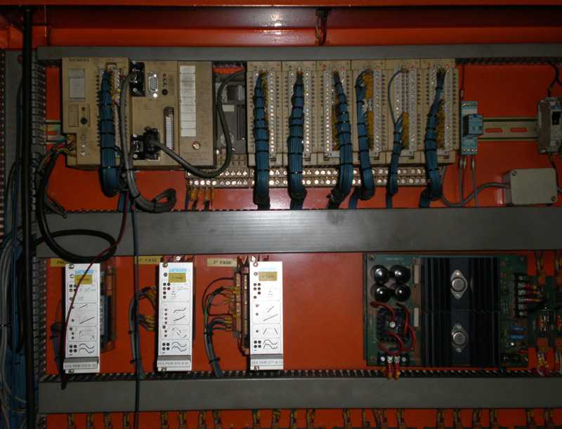 Urpe CC 125 maszyna odlewnicza z gorącą komorą, używana