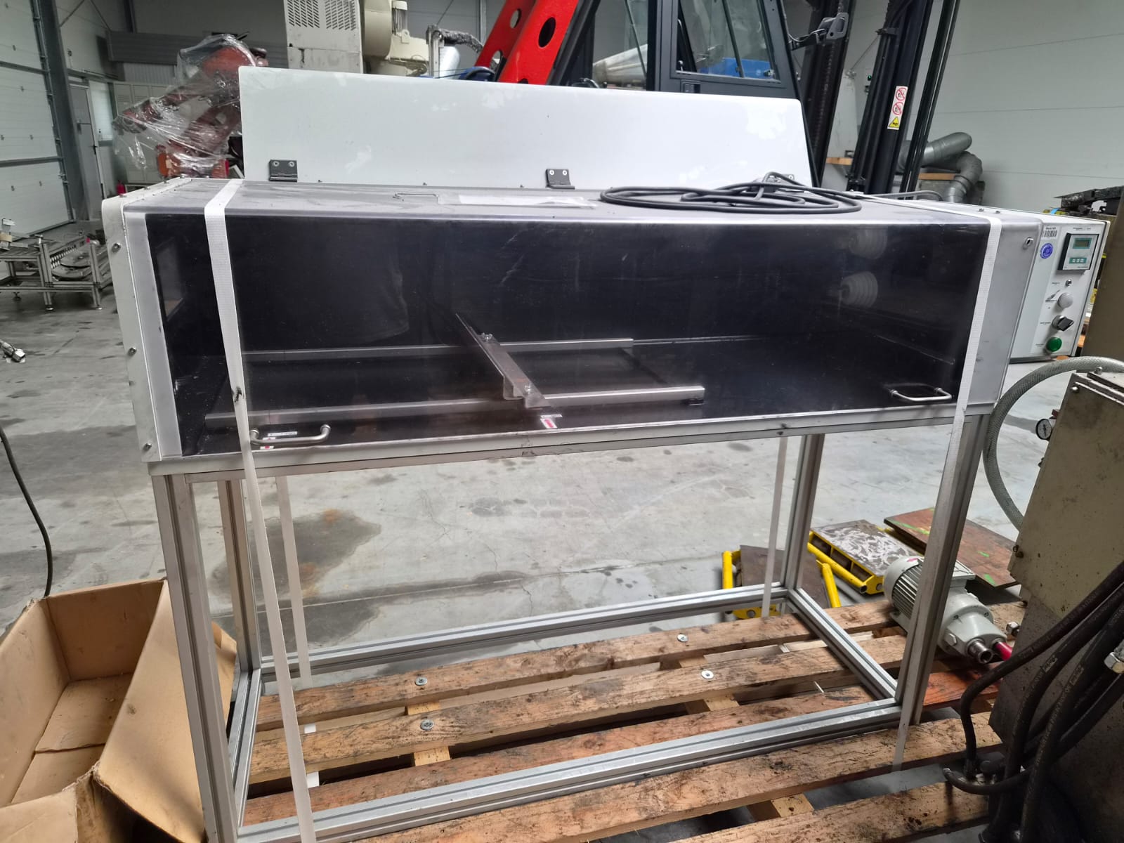 KMA UV II 10000/IEE VVR EWT 10 System odsysania i filtrowania ZU2278, używany