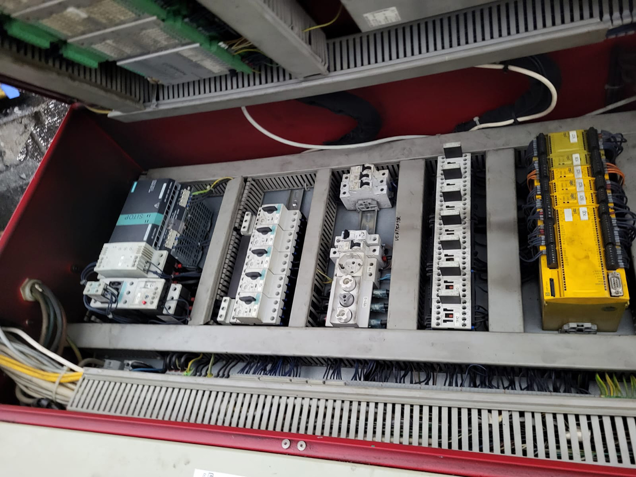 Prasa krawędziowa Tecnopres KZP 40 EP1996, używana Prasa krawędziowa Tecnopres KZP 40 EP1996, używana