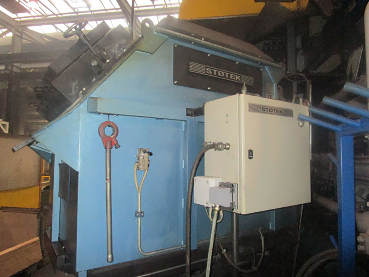 sotek_dosotherm_1210_dosing_furnace_o1654_p9 Piec dozujący Stotek Dosotherm 1210 O1654, używany
